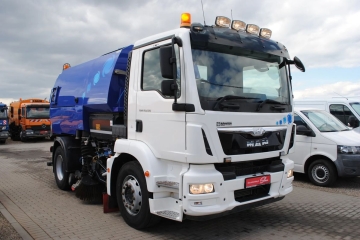 Johnston Szczotki L/R Klimatyzacja 5300 Mth Karcher Napęd Przystawka
