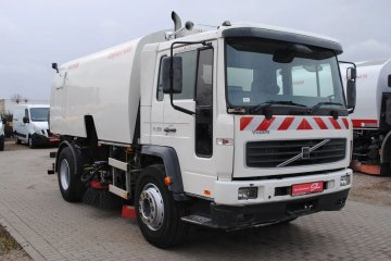 Zabudowa Bucher CityFant 6000 Szczotki L/R Klimatyzacja 2 Silniki